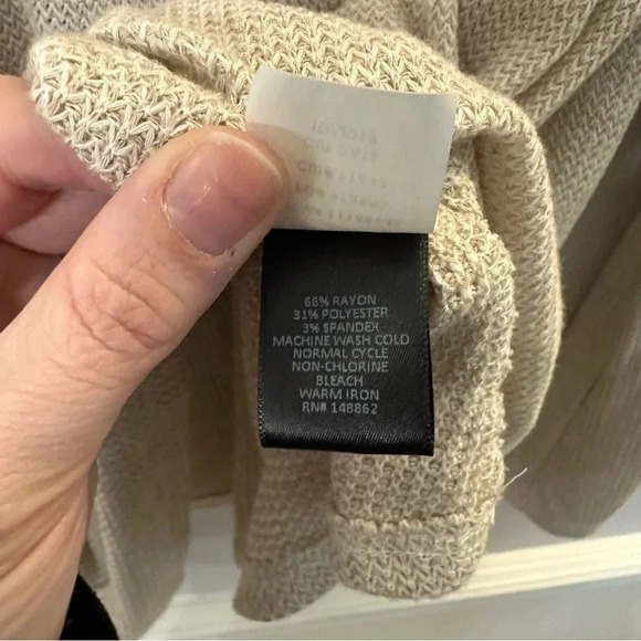 Torrid Waffle Knit Long Sleeve Cold Shoulder w/ Tie Sweater Size 1, 1X - Picture 6 of 9